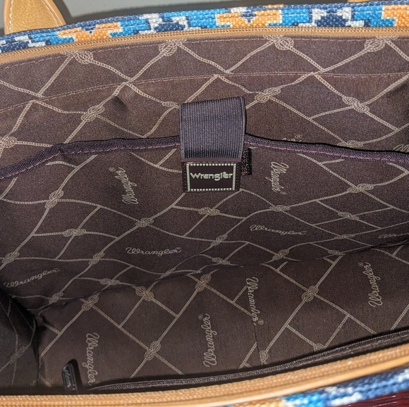 Wrangler Navajo Saddle Blanket Tote Bag ๐ - Picture 9 of 16
